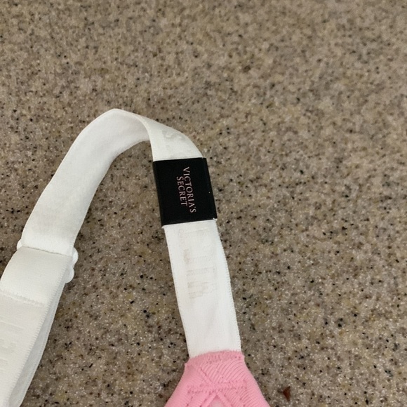 Victorias Secret bralette pink Medium. New! $55 purchased new. - Picture 2 of 7